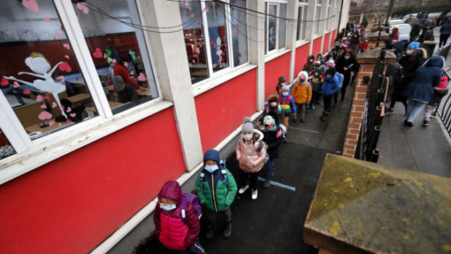 Британският вариант на COVID-19 може да доведе до мултивъзпалителен синдром при децата